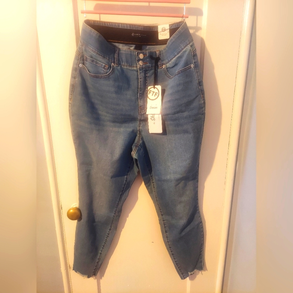 FTF JEANS